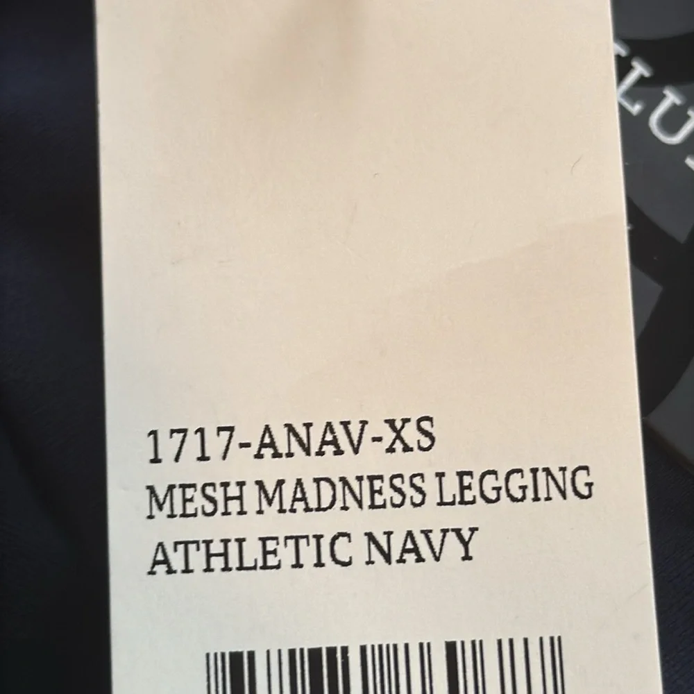 Kadyluxe Mesh Madness Legging - - Picture 3 of 14